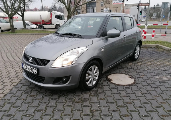 Suzuki Swift cena 19990 przebieg: 176000, rok produkcji 2012 z Gniezno małe 254